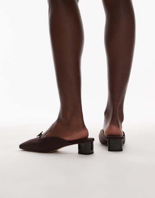 & Other Stories satin mule heeled pumps in red, 4 of 4
