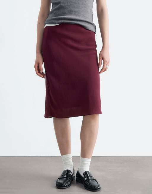 & Other Stories satin slip midi skirt in dark red, 2 of 4