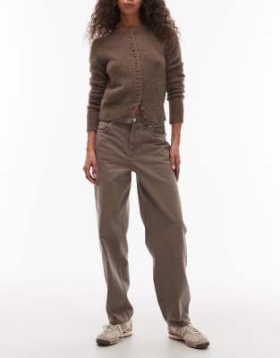 & Other Stories - Schmale Barrel-Jeans in verwaschenem Maulwurfbraun-Neutral