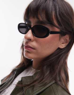 & Other Stories - Schmale Sonnenbrille mit ovalem Gestell in Schwarz