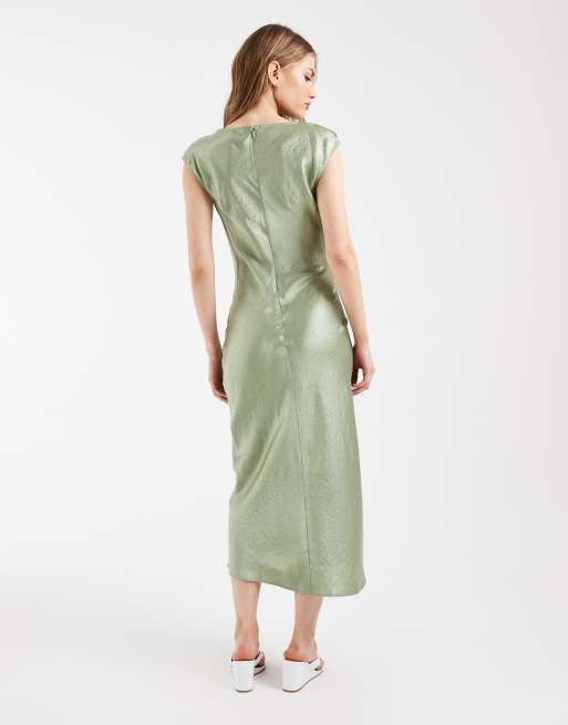 & Other Stories – Schräg geschnittenes Satin-Midikleid in Salbeigrün mit drapiertem Detail, 4 von 4