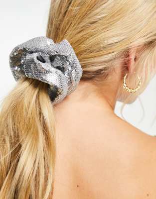 & Other Stories - Scrunchie-Haargummi in Silber mit Paillettenbesatz