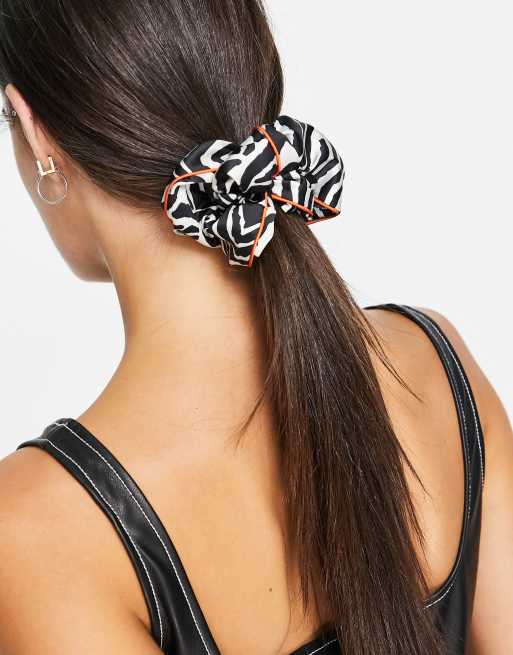 Oversized Leopard Print Scrunchie Patterned Animal Print Scrunchie