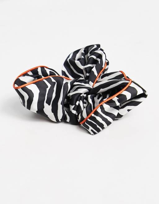 Tommy store hilfiger scrunchie