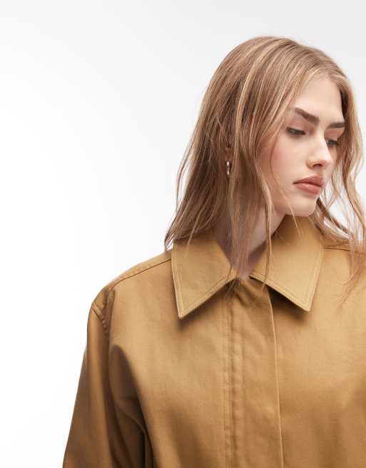 & Other Stories – Senapsgul, kort trenchcoat i bomull med markerad midja, 3 av 4