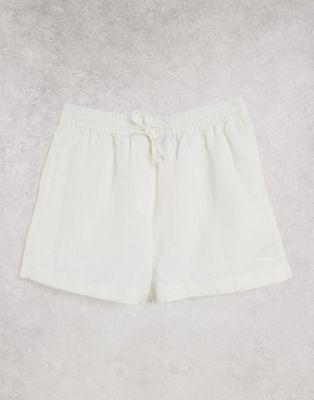 & Other Stories – Shorts aus Bio-Baumwolle in Weiß mit hohem Bund
