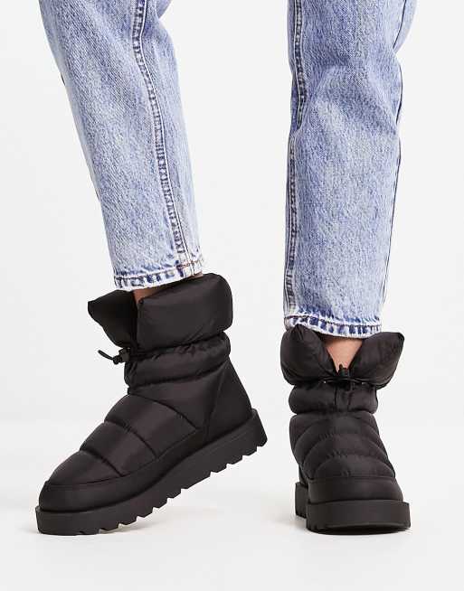 & Other Stories snow boots in black, 2 of 4