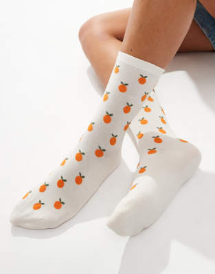 & Other Stories - Socken in Ecru mit Orangenmotiv-Weiß