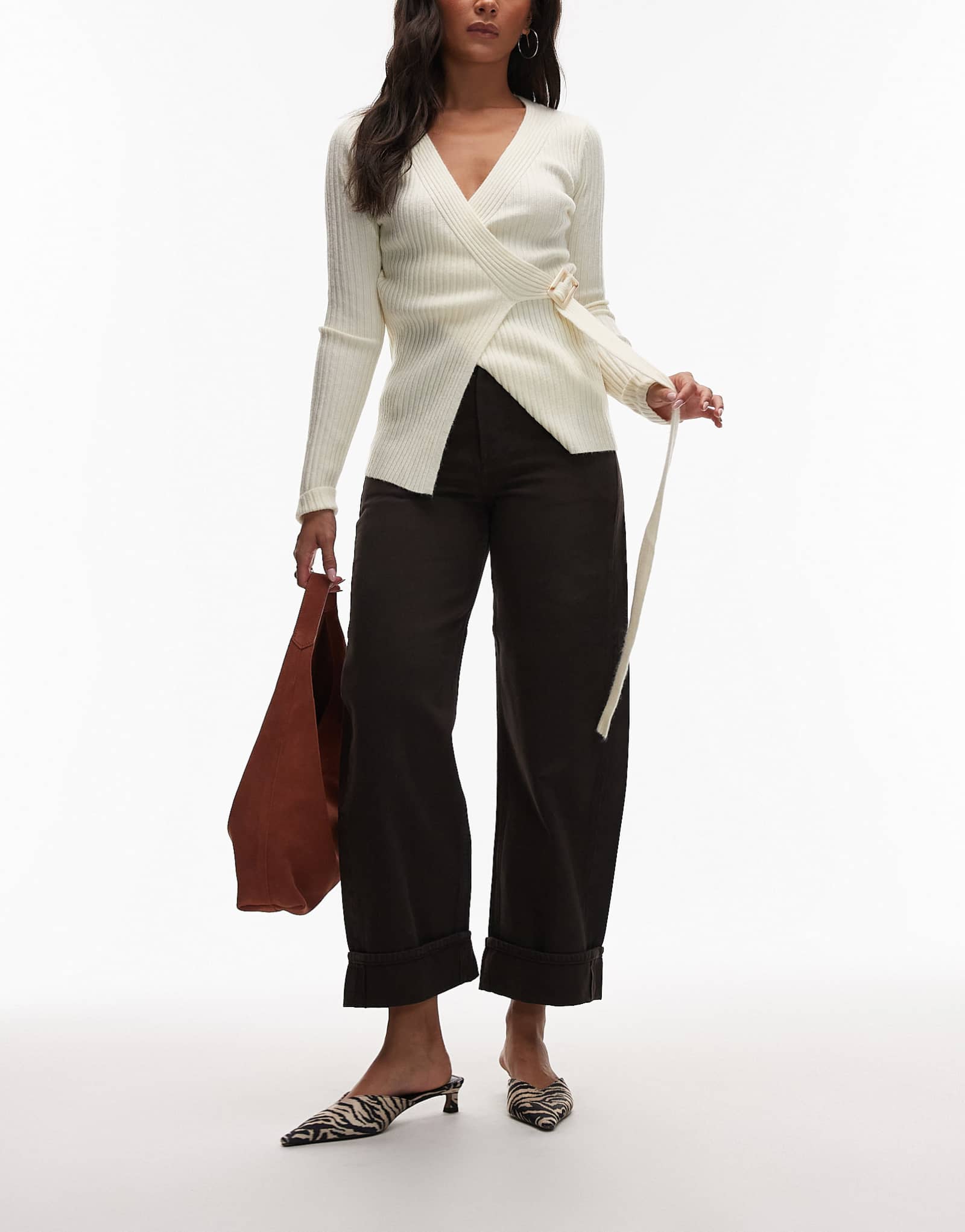 & Other Stories джинсы с прямыми подвернутыми штанинами темно-коричневого цвета.