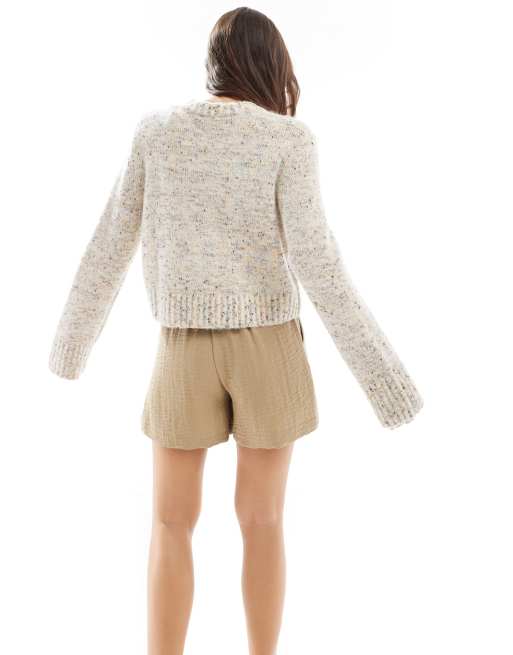 & Other Stories – Strickjacke aus strukturiertem Alpaka-Wollmix in meliertem Beige, 2 von 4