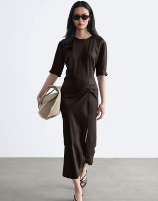 & Other Stories Structured Dress With Ruched Waist In Brown