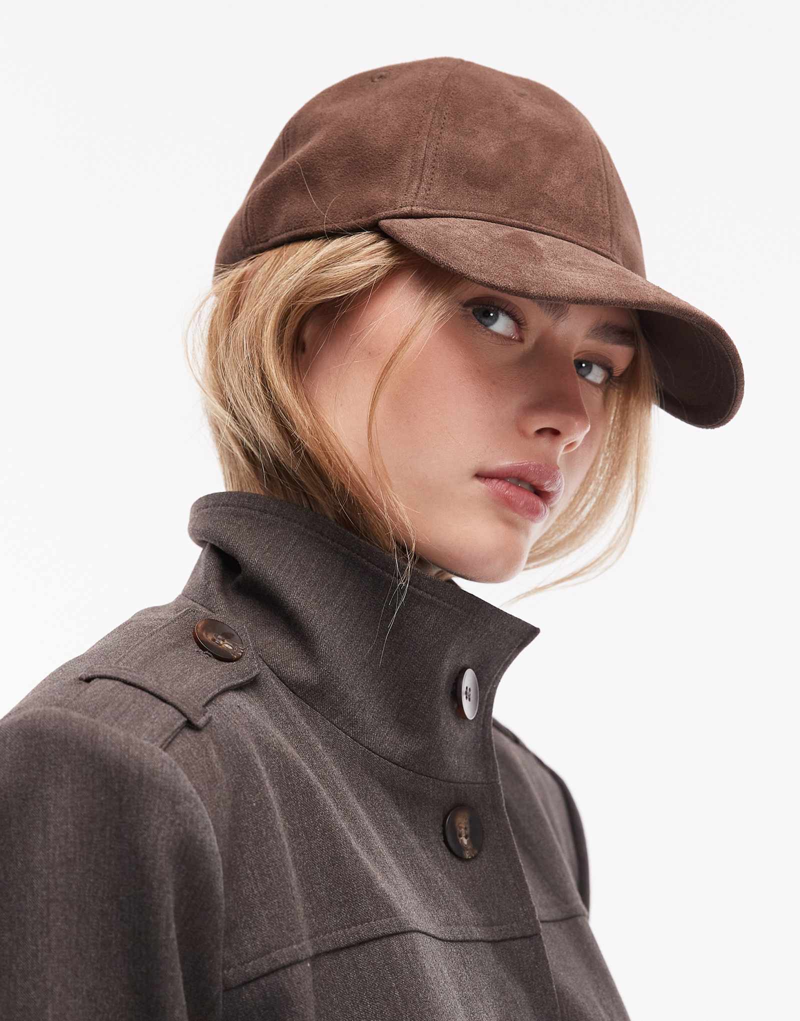 &Other Stories замшевая кепка темно-коричневого цвета