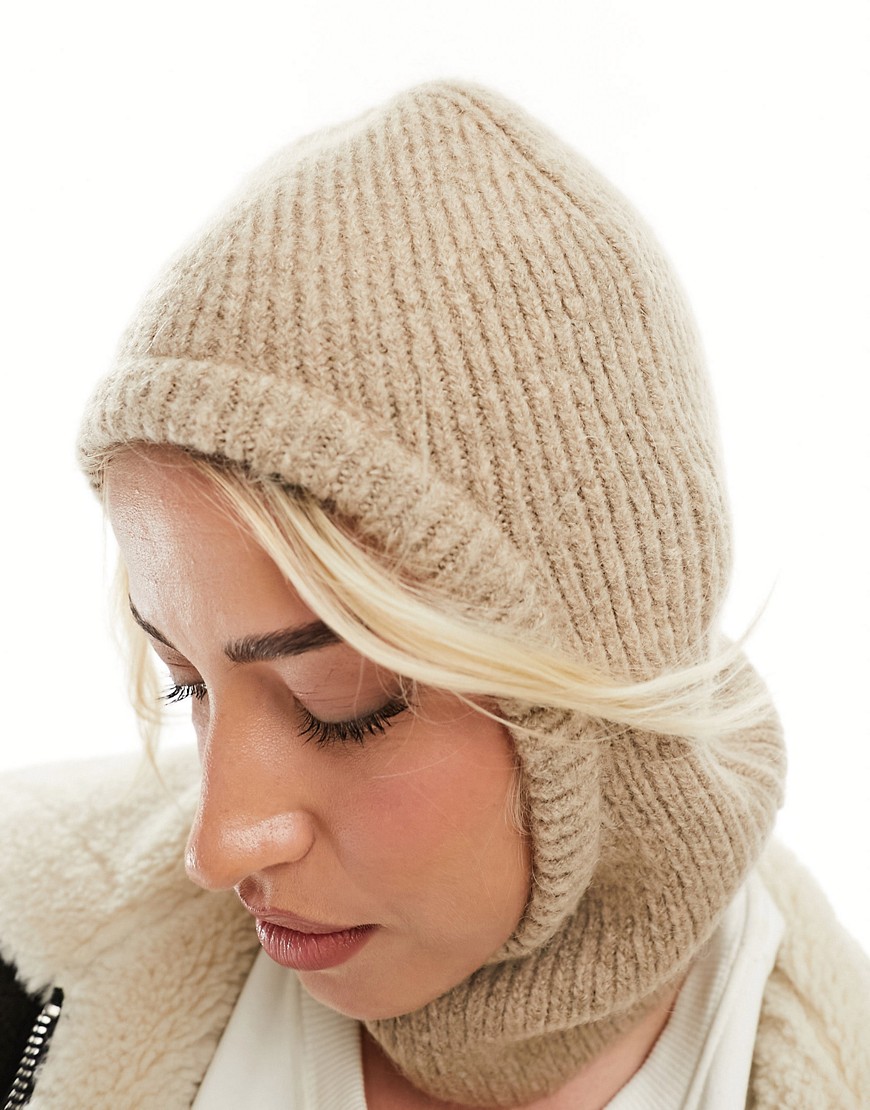 & Other Stories super soft knitted hood in beige-Neutral