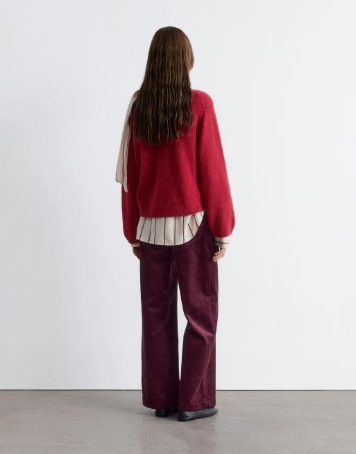 & Other Stories supersoft alpaca and wool jumper with wide sleeves in deep red, 3 of 4