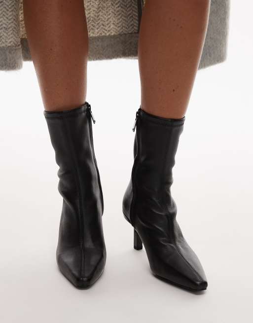 & Other Stories – Svarta ankelboots i läder med klack och spetsig tå, 2 av 4