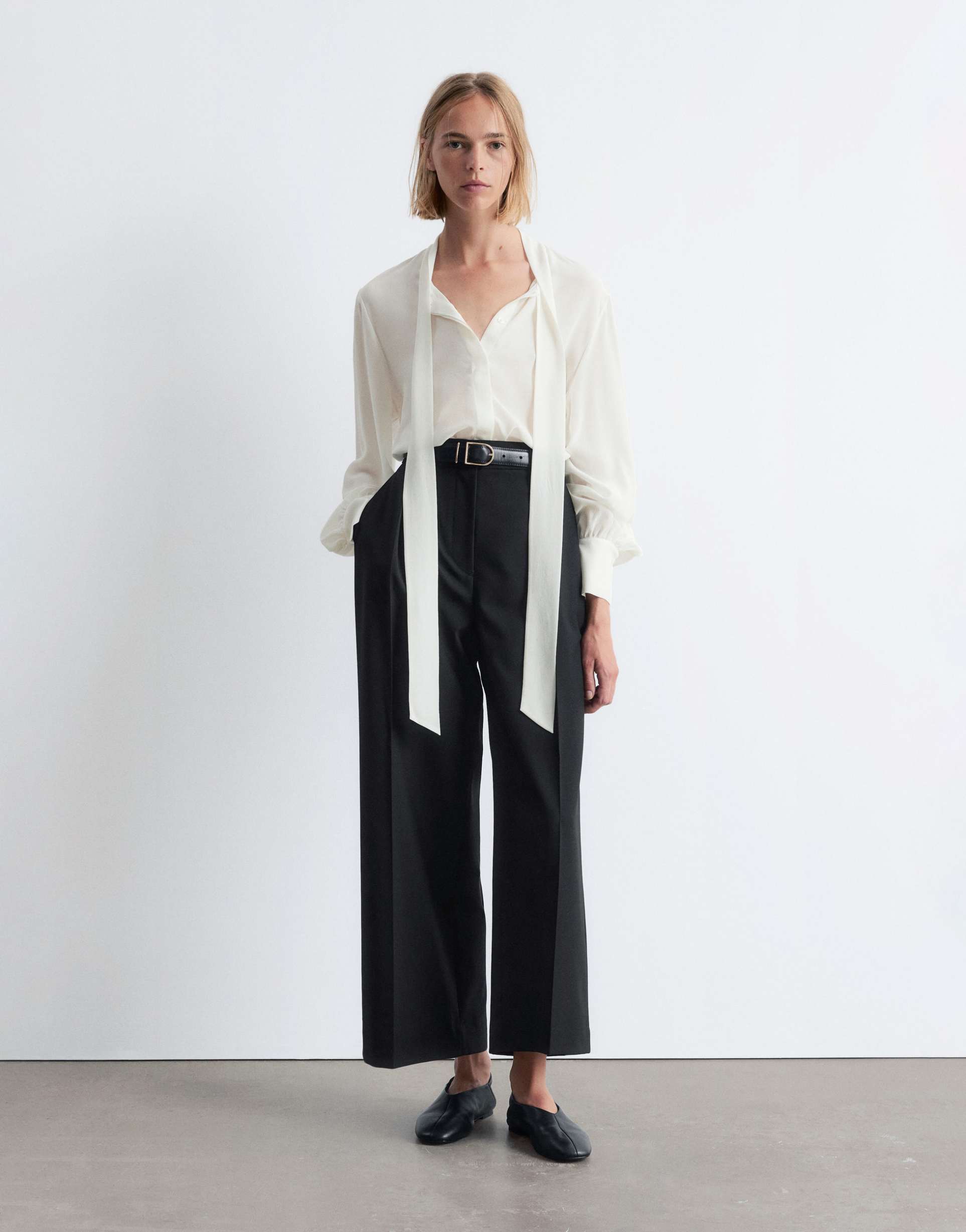 & other stories tailored cropped pants with front tuck pleat in black