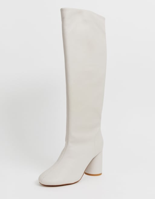 White round cheap toe boots