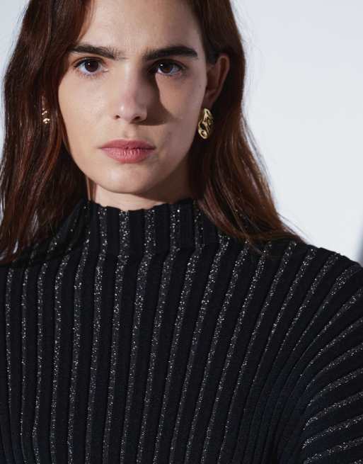 & Other Stories top in maglia a maniche lunghe con collo alto e dettagli a coste nero, 3 di 4