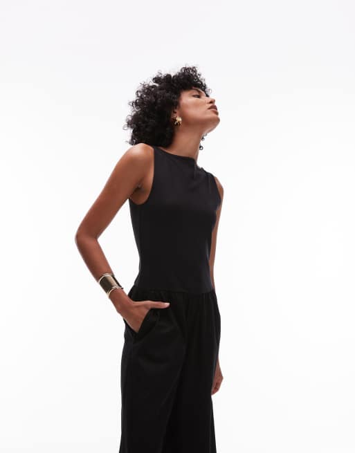 & Other Stories - Tuta jumpsuit a fondo ampio senza maniche nera, 4 di 4