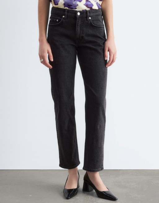 & Other Stories Uma Slim-Straight-Jeans in Schwarz, 3 von 5