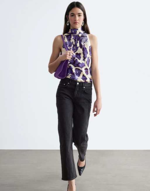& Other Stories Uma Slim-Straight-Jeans in Schwarz, 4 von 5