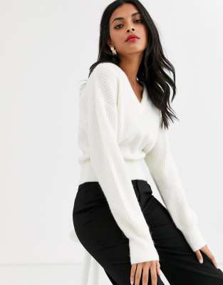 white v neck cropped jumper