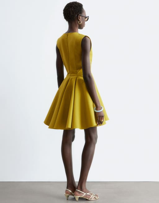 & Other Stories - Vestido corto verde estructurado con falda de corte circular, 4 de 4