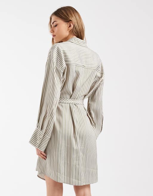 & Other Stories - Vestito camicia corto blu e bianco a righe con allacciatura sul davanti e colletto, 4 di 4