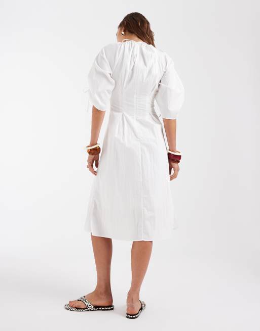& Other Stories volume cinch sleeve midi dress in white, 3 of 4