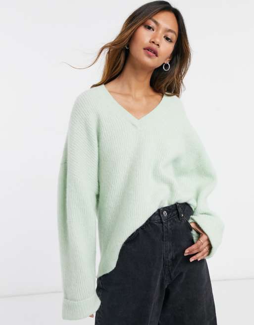 kussen zwaarlijvigheid neus & Other Stories - Wollen oversized trui met V-hals in groen | ASOS