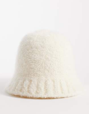 & Other Stories Wool And Mohair Blend Bucket Hat In White
