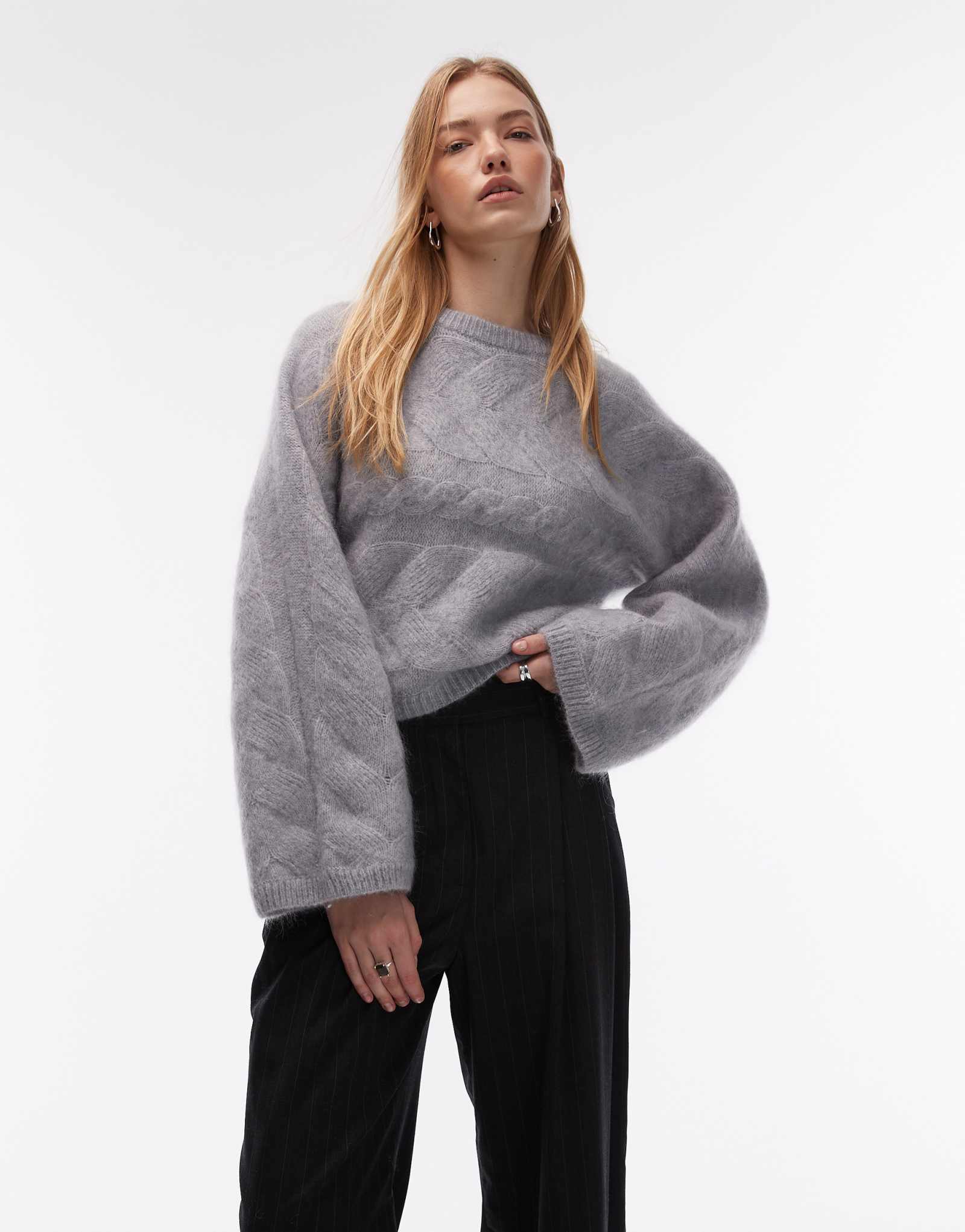 & Other Stories свитер вязаный из полушерстяной ткани светло-серого меланжа