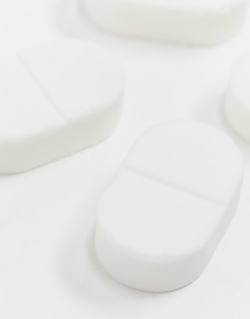 Ouai - Chill Pills - Vasetto con bombe da bagno, 4 di 4