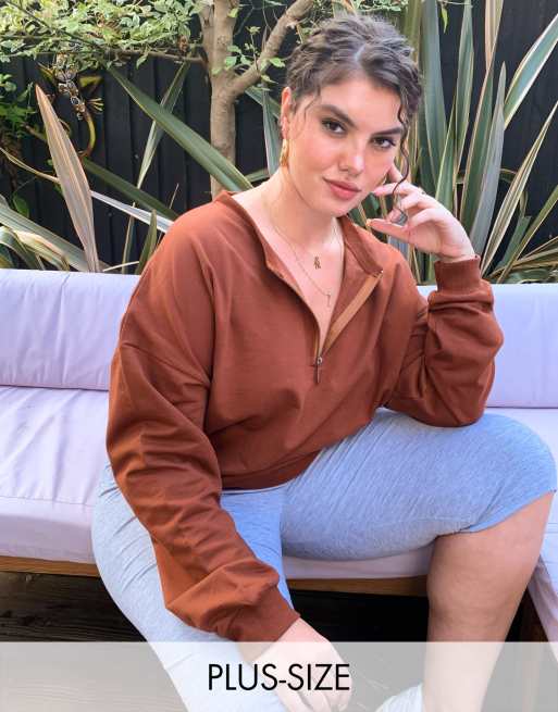 Outrageous Fortune Plus - Loungekleding - Cropped sweatshirt in chocoladebruin, deel van co-ord set