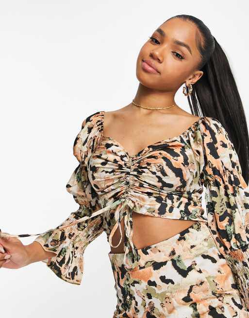 Outrageous Fortune - Top con spalle scoperte e arricciato in vita a fiori in coordinato