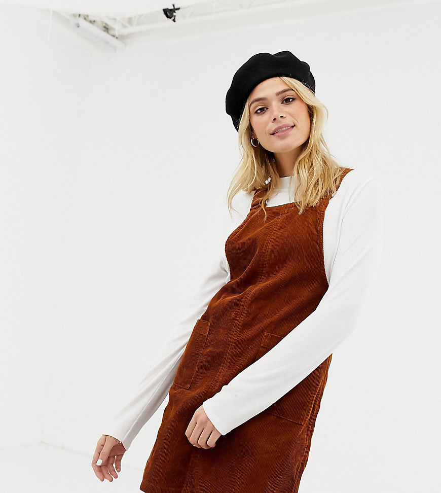 Overall-kjole fra New Look Tall-Tan