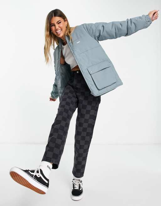 Oversize – Pufferjacka i oversize med logga framtill