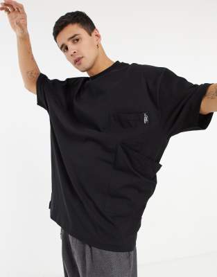 фото Oversized-футболка черного цвета с карманом asos unrvlld spply-черный asos unrvlld supply