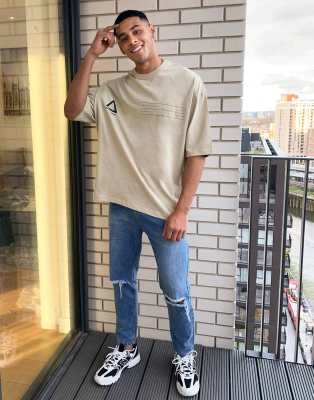 фото Oversized-футболка из плотного трикотажа с принтом логотипа на груди и спине asos unrvlld spply-neutral asos unrvlld supply