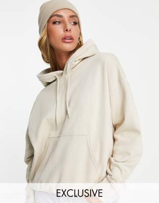 фото Oversized-худи бежевого цвета из смесового органического хлопка weekday alisa-neutral