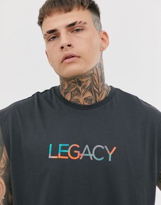 Oversized ærmeløs T-shirt med Legacy-print på brystet fra ASOS DESIGN-Sort