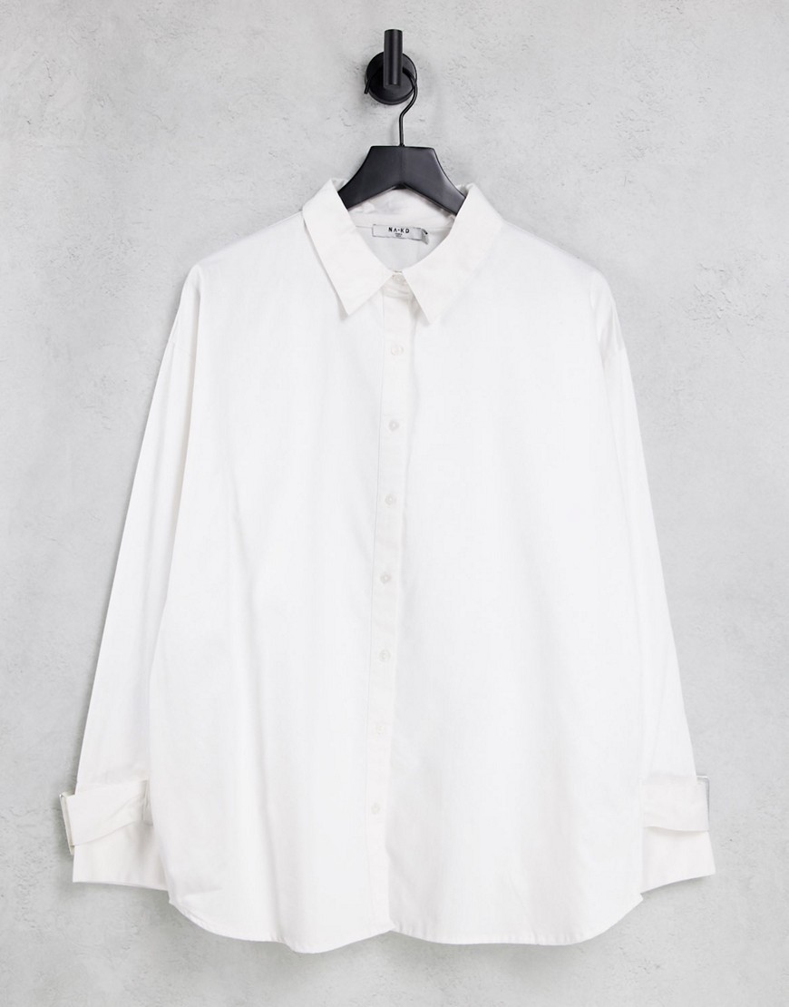 Oversized-рубашка белого цвета с пряжками X Sofia Coelho-Белый NA-KD 105418458