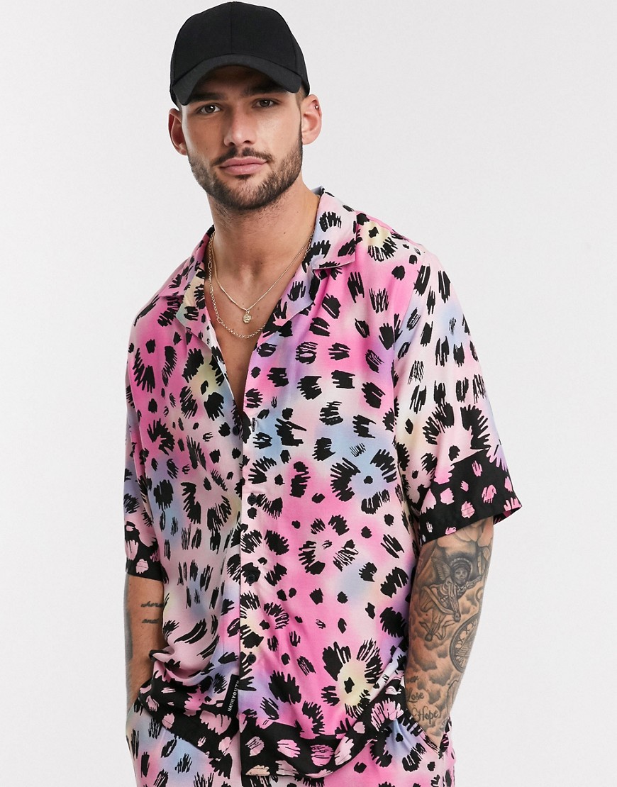 фото Oversized-рубашка с гепардовым принтом от комплекта native youth-розовый