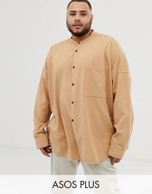 Oversized skjorte med grandad-krave og tekstur i lys brun fra ASOS DESIGN Plus-Tan