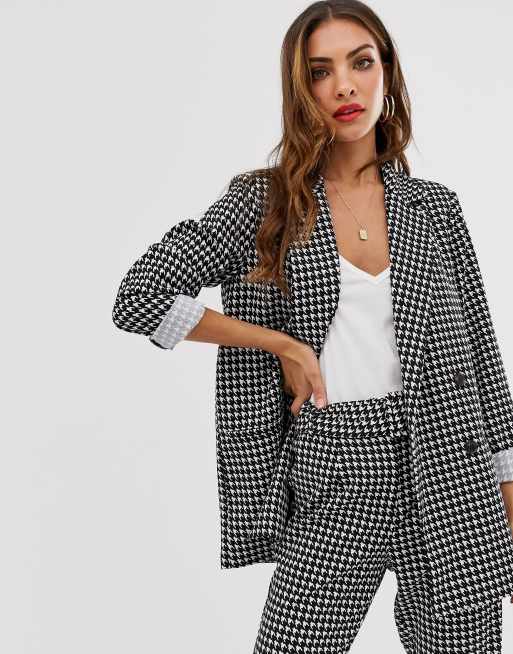 Oversized blazer i pepitatern fra Vila