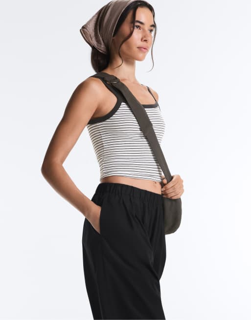 OYSHO 100% bomuld tapered bukser i sort, 5 af 7