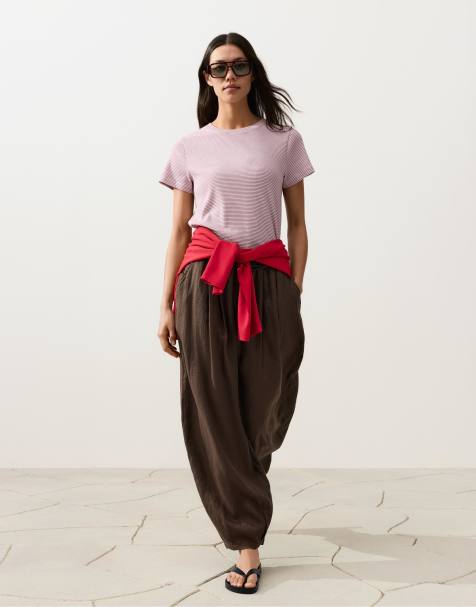 OYSHO 100% linen pleated balloon trousers in brown - view 1