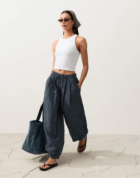 OYSHO 100% linen pleated balloon trousers in navy - view 1