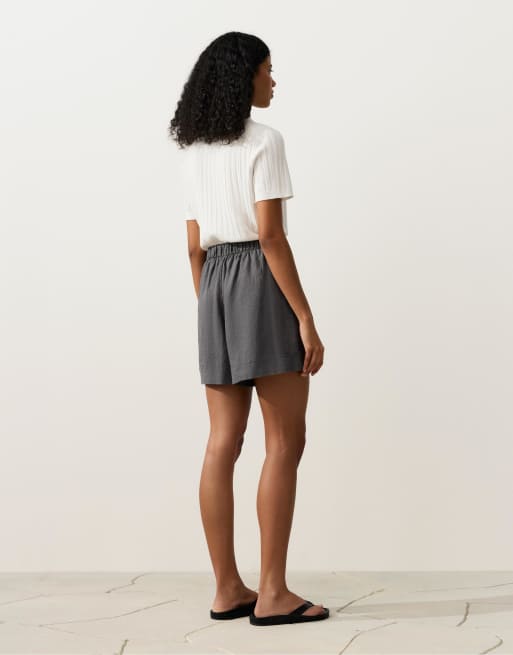 OYSHO 100% linen shorts in grey, 4 of 4