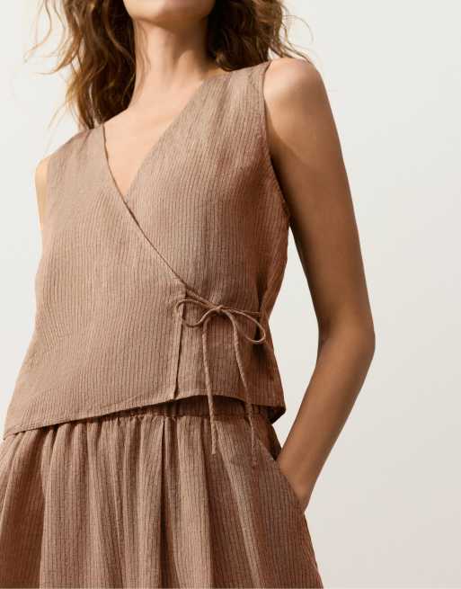 OYSHO 100% linen square neck crossover tie top in tan melange, 3 of 4